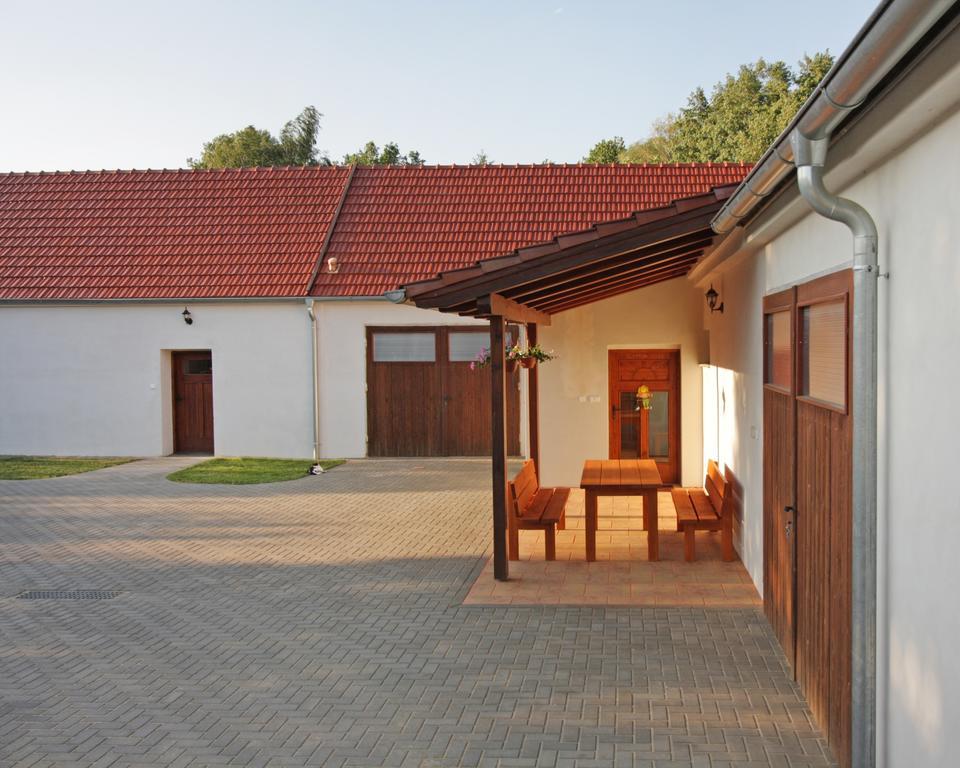 Ferienwohnung U Slunce Cizov  Exterior foto